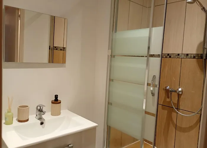 Апартаменты Charming In Center